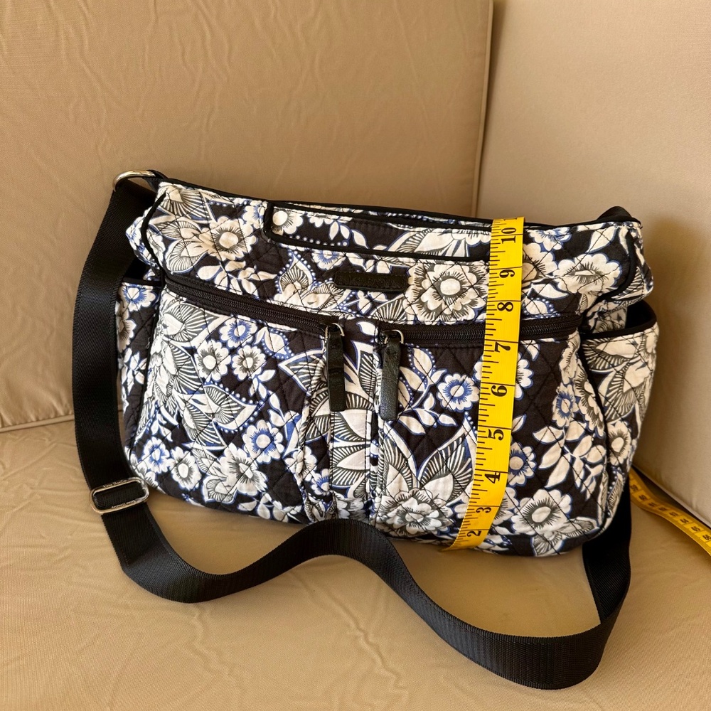 Vera Bradley, Snow Lotus Cross Body Bag - Picture 16 of 16